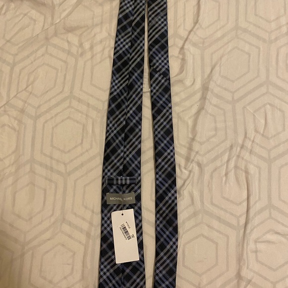 Michael khors tie